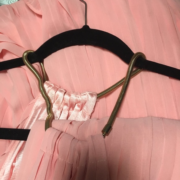 Pink Sleeveless Halter Pleated Maxi Dress - Picture 3 of 5